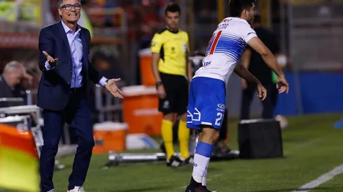 Holan recibió una dura crítica