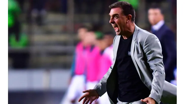 Pablo Guede está en negociaciones para seguir al mando del Morelia