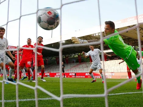 Bayern Múnich gana en el regreso a la cancha y sigue puntero