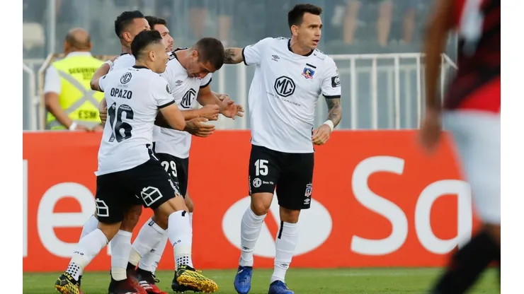 Plantel de Colo Colo explica por qué no aceptó oferta de Blanco y Negro