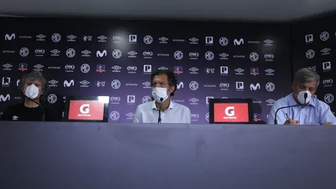 Mosa y Blanco y Negro no negociarán más