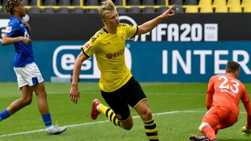 El Dortmund aplasta a Schalke 04, por la Bundesliga.
