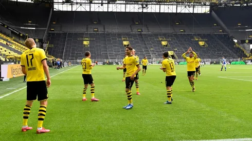 El Dortmund volvió con una goleada sobre el Schalke 04