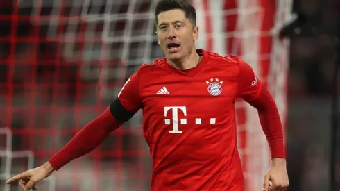 CR7 y Messi fuera de los cinco mejores delanteros del mundo