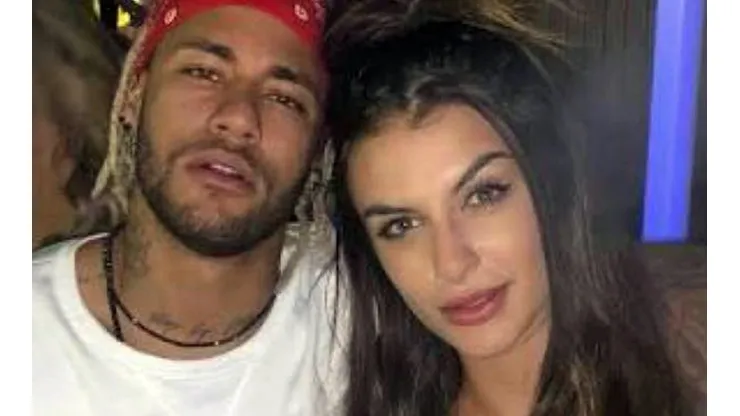 Neymar tiene más amigos y amigas que Roberto Carlos