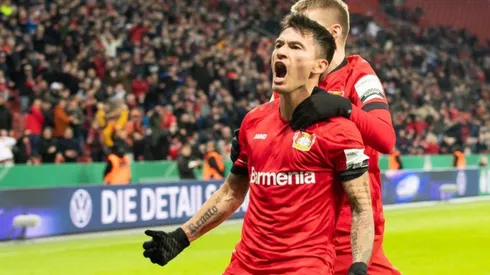 Charles Aránguiz parte con todo en la final del "Mejor jugador" del Bayer Leverkusen