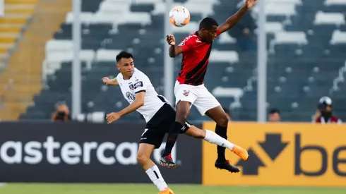 Colo Colo y Universidad Católica podrán hacer cinco incorporaciones en Copa Libertadores