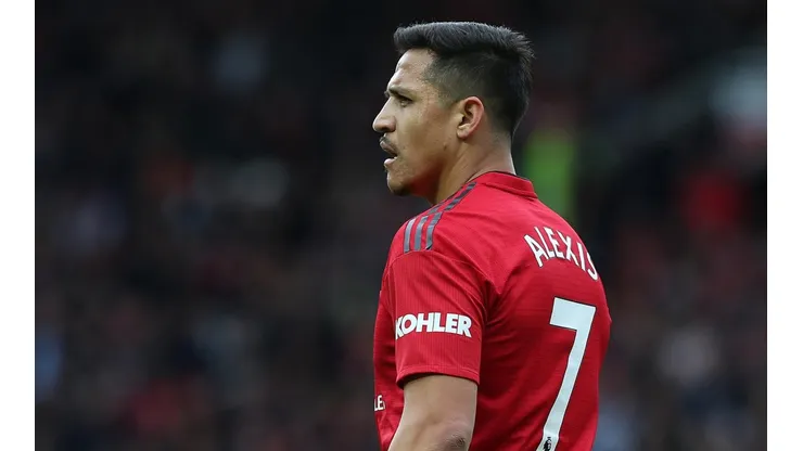 Alexis Sánchez con la camiseta del Manchester United