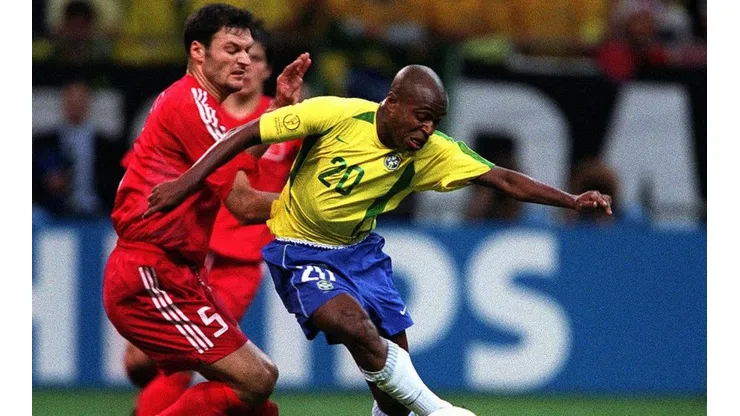 Edilson jugó cuatro partidos en el Mundial de 2002