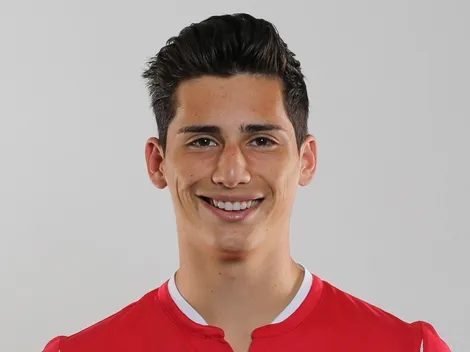 Joven delantero de padre chileno da el gran salto a la Premier League