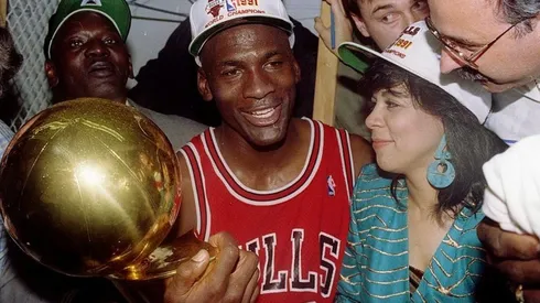 James siempre estaba junto a Michael Jordan
