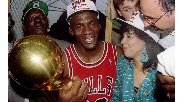 James siempre estaba junto a Michael Jordan