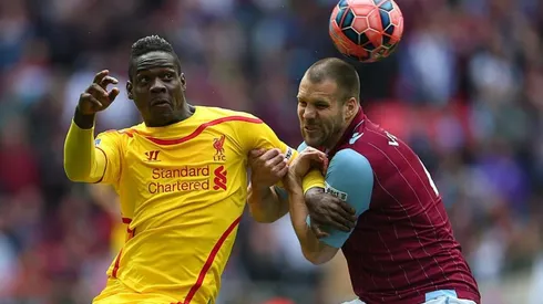 Balotelli jugando por Liverpool