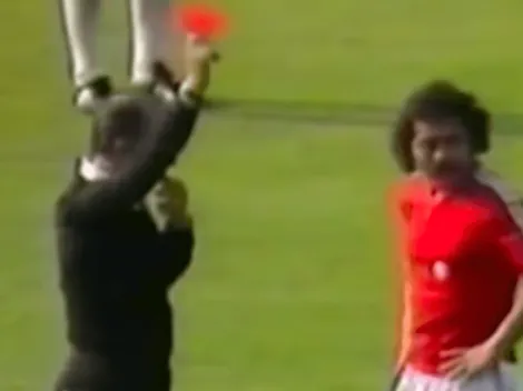 El día que Carlos Caszely recibió la primera tarjeta roja en la historia de los mundiales