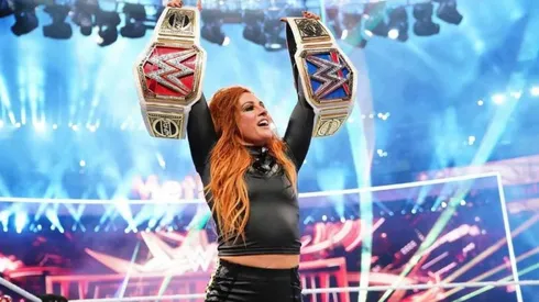 Becky Lynch en su momento de mayor gloria en WWE: ganando el evento estelar de WrestleMania en 2019.