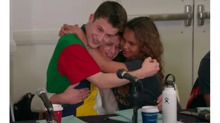 Los protagonistas de "13 Reasosn Why" cerraron entre lágrimas la lectura de los guiones.