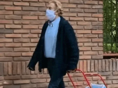 Mostaza Merlo es sorprendido yendo paso a paso a comprar al supermercado