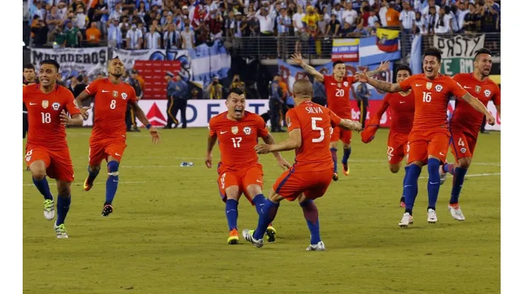 El Gato y Chile bicampeón.