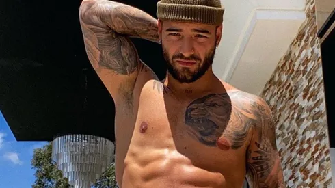 Maluma cambió su apariencia para reflejar un amor eterno en su más reciente videoclip.