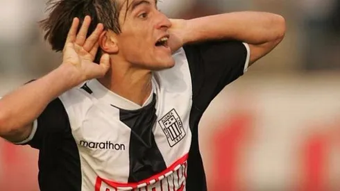 Martel jugando en Perú