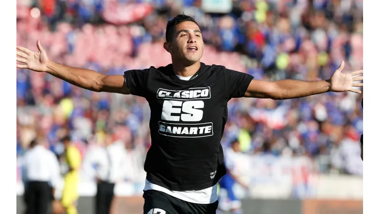 Felipe Flores volvió a lanzarse contra la U con polémica en el Estadio Monumental