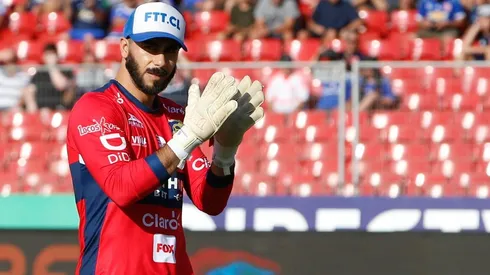 Johnny Herrera le prestó ropa a las autoridades por las medidas contra el coronavirs