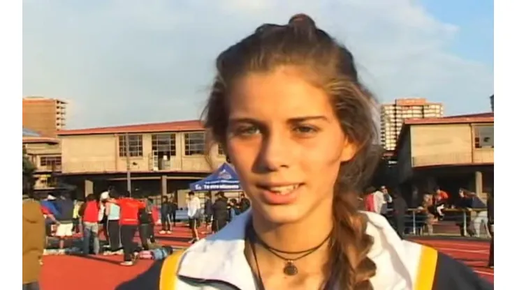 Isidora Jiménez participó en 2010 del Interescolar de Atletismo Preparatorio Mario Correa Letelier, siendo su primera aparición en medios de comunicación.