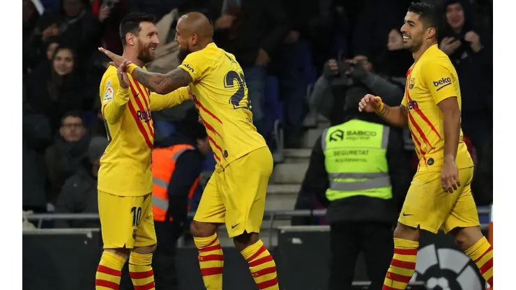 Vidal, Messi y Suárez, trío de oro del Barcelona