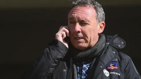 Marcelo Espina aparece en el centro de la polémica que reina en Colo Colo