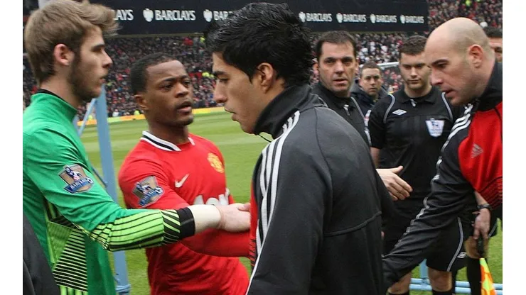 Patrice Evra fue amenazado de muertes tras pelea racista con Luis Suárez