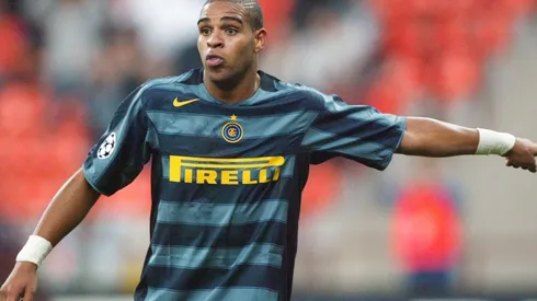 Adriano con la camiseta del Inter