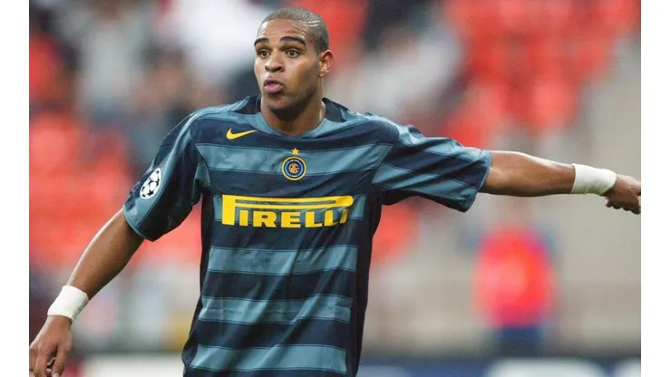 Adriano con la camiseta del Inter