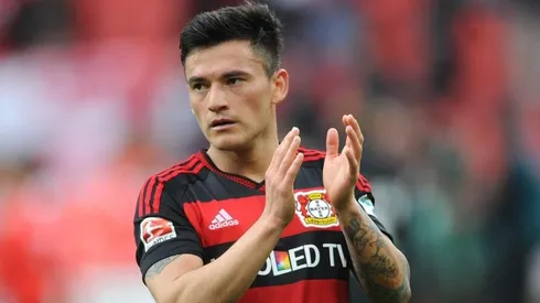 Aránguiz sigue recibiendo elogios en Alemania.