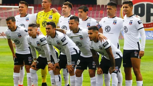 Formación de Colo Colo antes de enfrentar a Deportes La Serena
