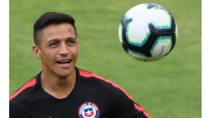 Alexis Sánchez jugó en Cobreloa, Colo Colo, River Plate, Udinese, Barcelona, Arsenal, Manchester United e Inter