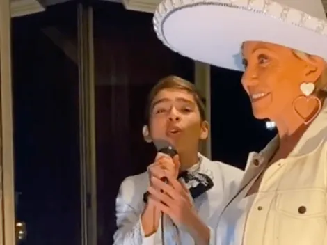 Raquel Argandoña regalonea a su mamá con mariachi a distancia