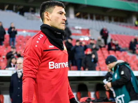 Rudi Völler chocho con la renovación de Charles Aránguiz