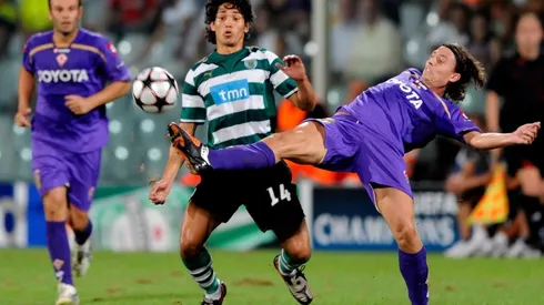 Matías Fernández en un duelo de Champions League