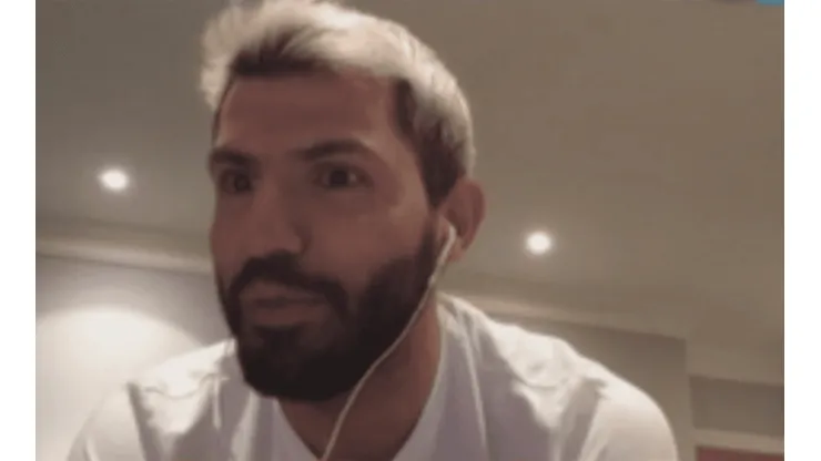 Kun Agüero cayó en clásica broma.