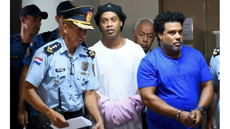 Surgen nuevos antecedentes que vinculan a Ronaldinho con casinos ilegales.