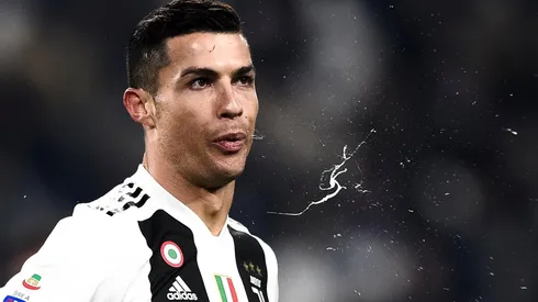 Al parecer ya no se podrá escupir en la cancha