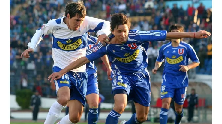 Waldo en su época de futbolista con la U.