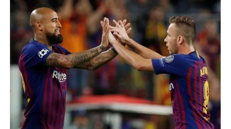 Barcelona deja que Arthur negocie con Juventus.