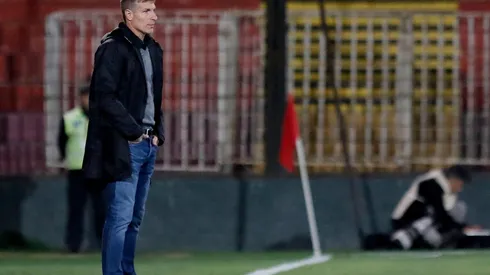 Martín Palermo en la banca de Unión Española