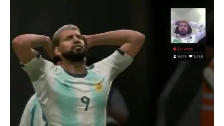 El Kun Agüero perdiéndose un gol con el Kun Agüero
