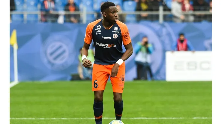 Junior Sambia con la camiseta de Montpellier