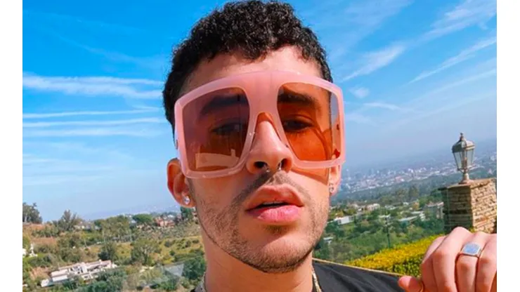 Bad Bunny bromeó con el estado de su pelo durante la cuarentena