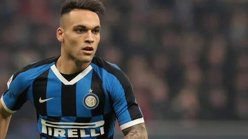 Lautaro Martínez con la camiseta del Inter
