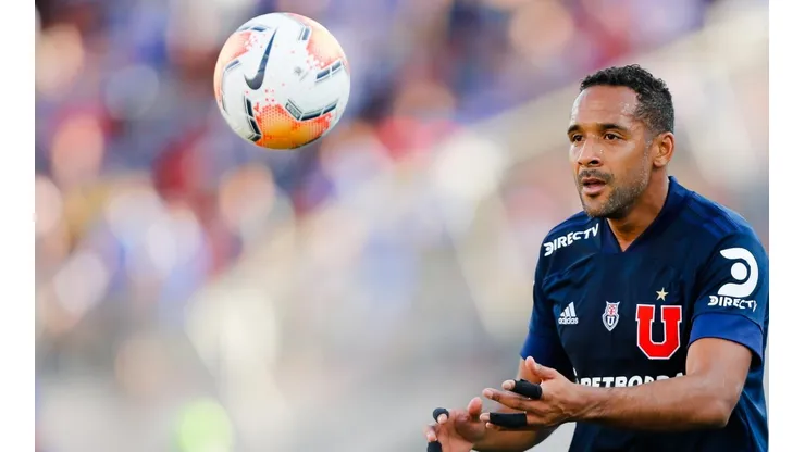 Jean Beausejour en la temporada 2020 en Universidad de Chile