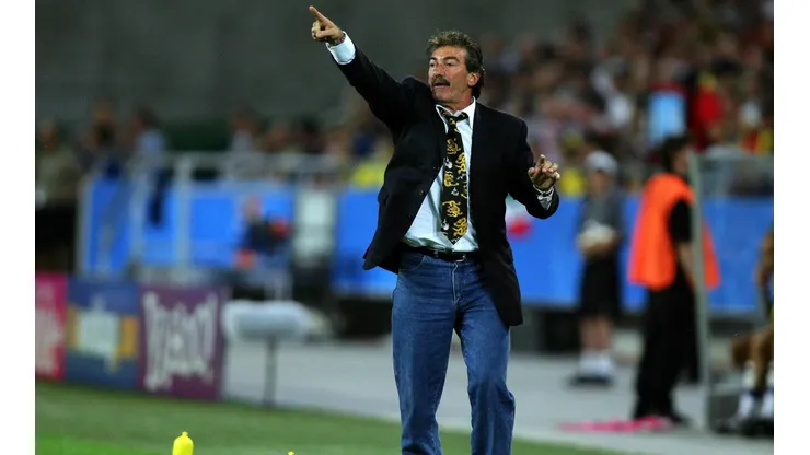 Ricardo Lavolpe en su etapa de entrenador de la selección mexicana